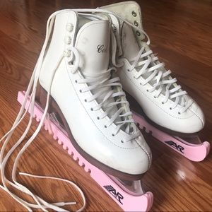 Celebrity Ice Skates-Girls size 3
